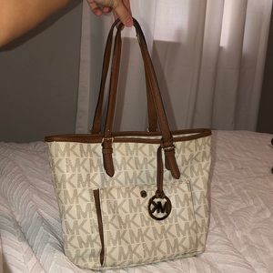 Michael Kors purse